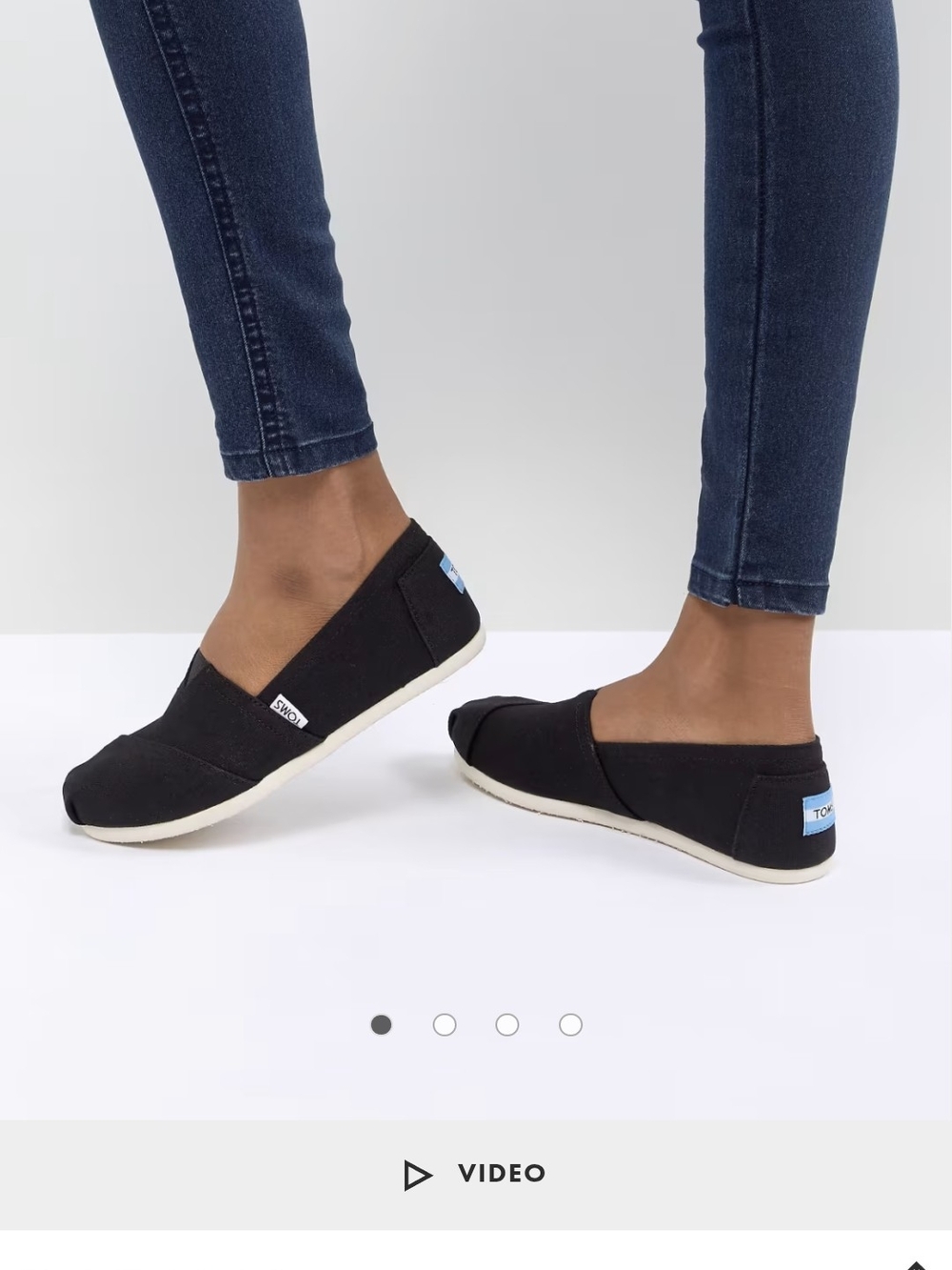 TOMS. Classic Canvas Flat Shoes In Black. Size 7.